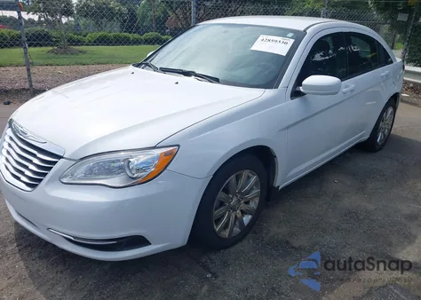 2014 Chrysler 200 Touring из США, поврежденный, VIN 1C3CCBBG7EN114957